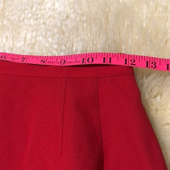 Red pleated skirt and Jacket size 4 - Picture 5 of 12